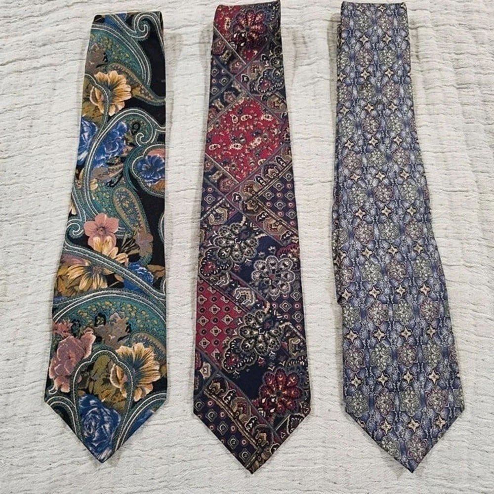 Van Huesen 417 Silk Ties - Lot of 3, Men's Neckties, Neckties